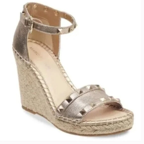 Marc Fisher Kegan Metallic Wedge Sandals Stud Heels Leather Size 7.5 Women's - Picture 1 of 13